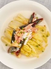 Baby Cabbage with Egg in Superior Soup