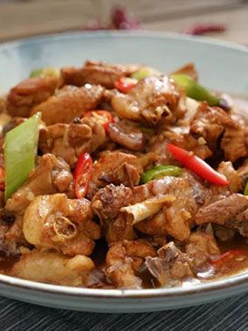 Hot Nest Chicken with Ginger Sauce